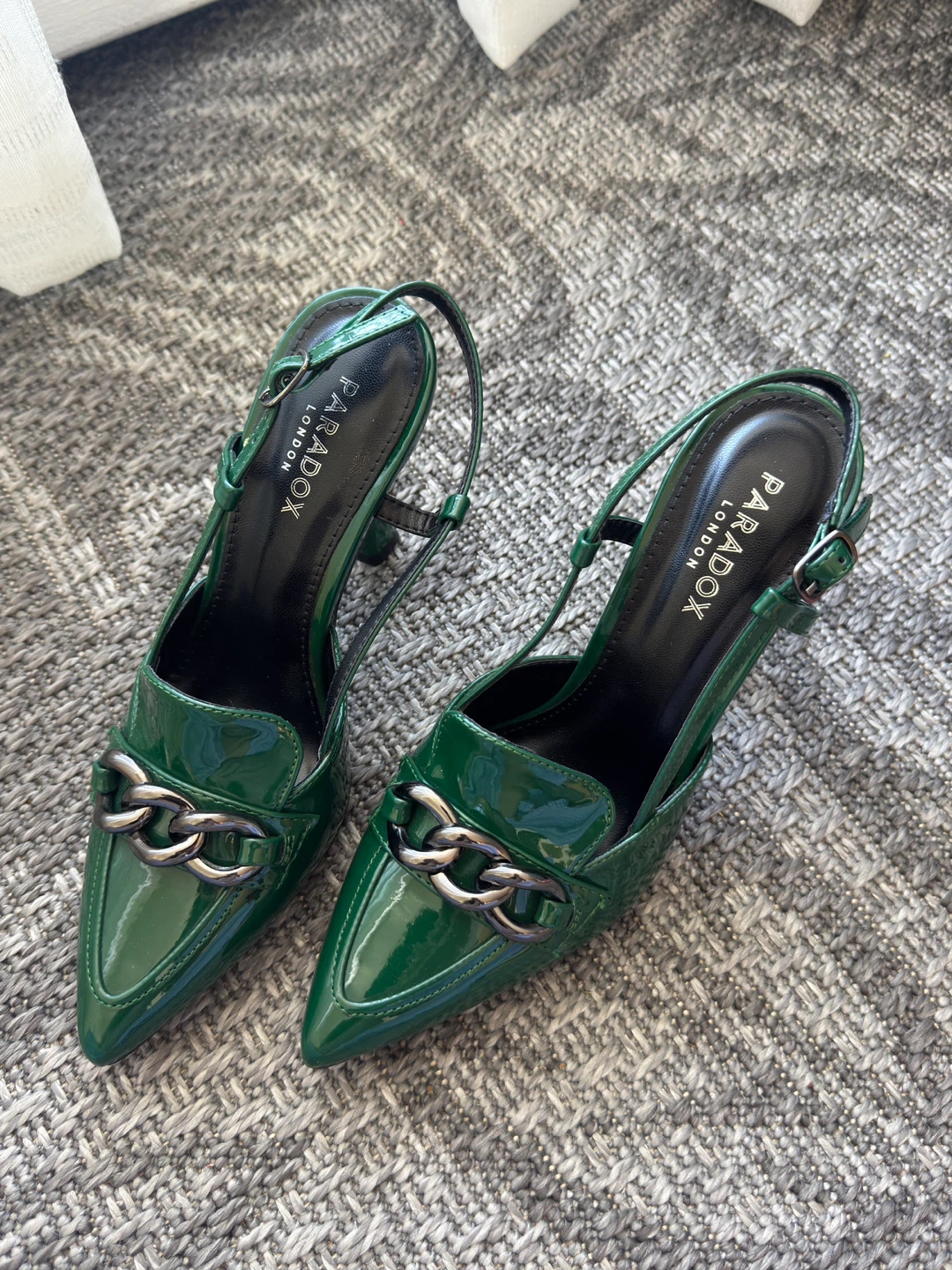 Paradox London Green Patent Chain Detail Heels - photo 2