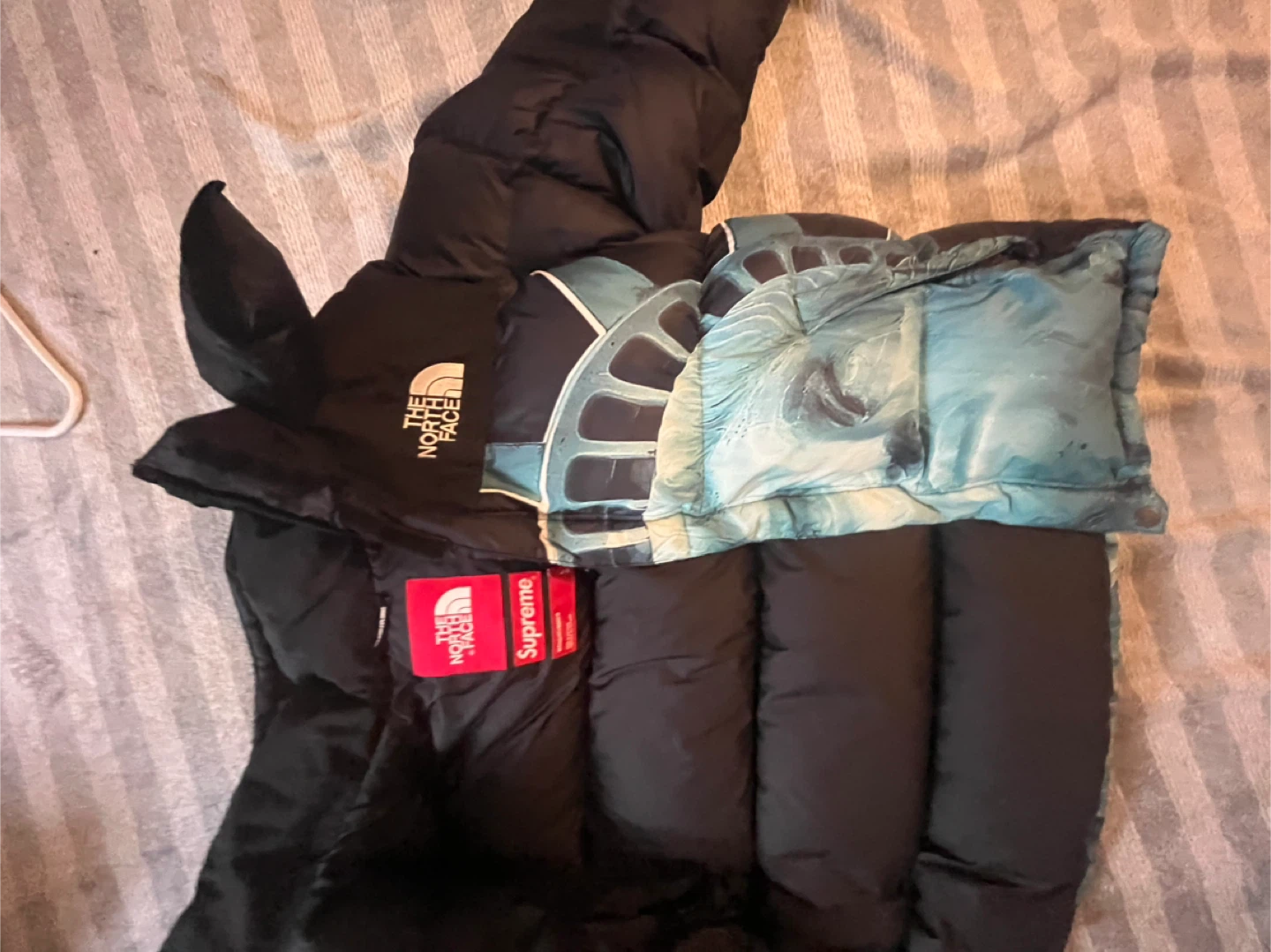 The North Face x Supreme Statue of Liberty Puffer Jacket - photo 4