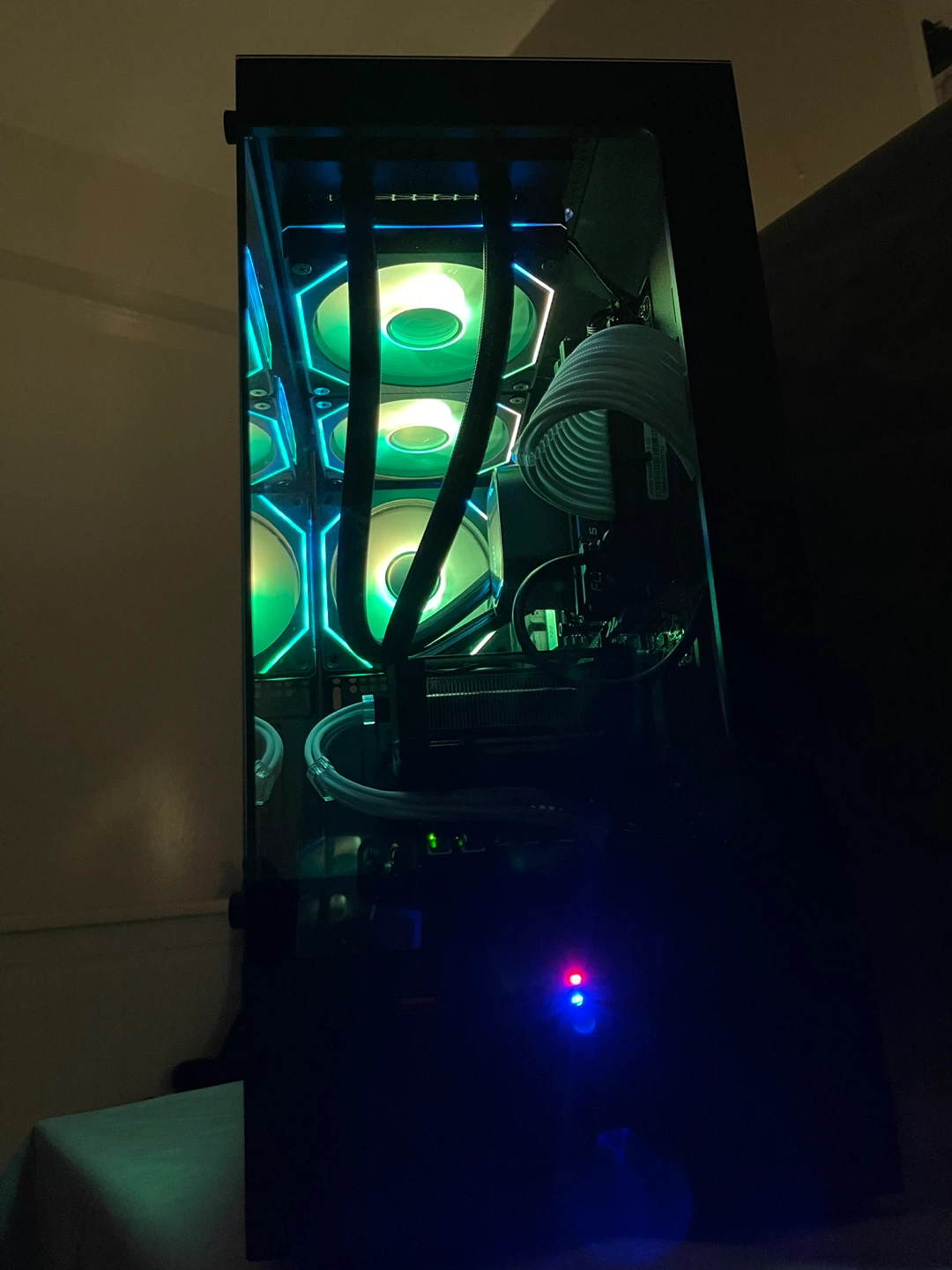 Asus MicroATX Gaming Pc 32DDR5, 4060ti, Ryzen 7 - photo 3