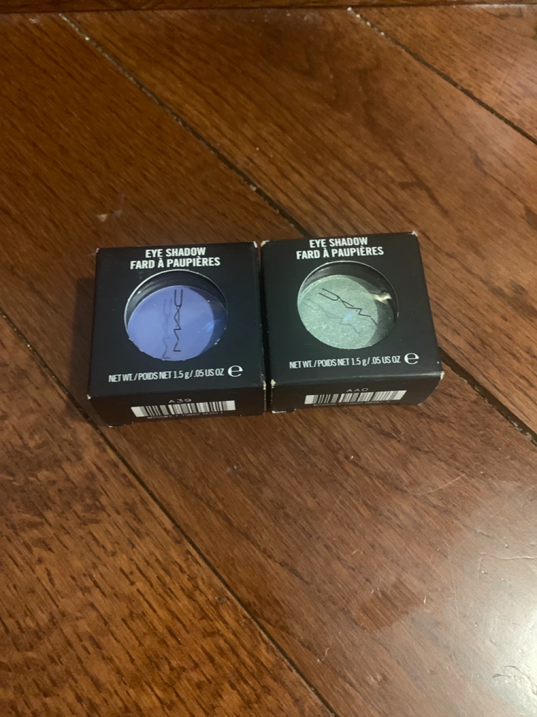 MAC Eyeshadow Duo - Haunting & Lustreleaf - photo 2