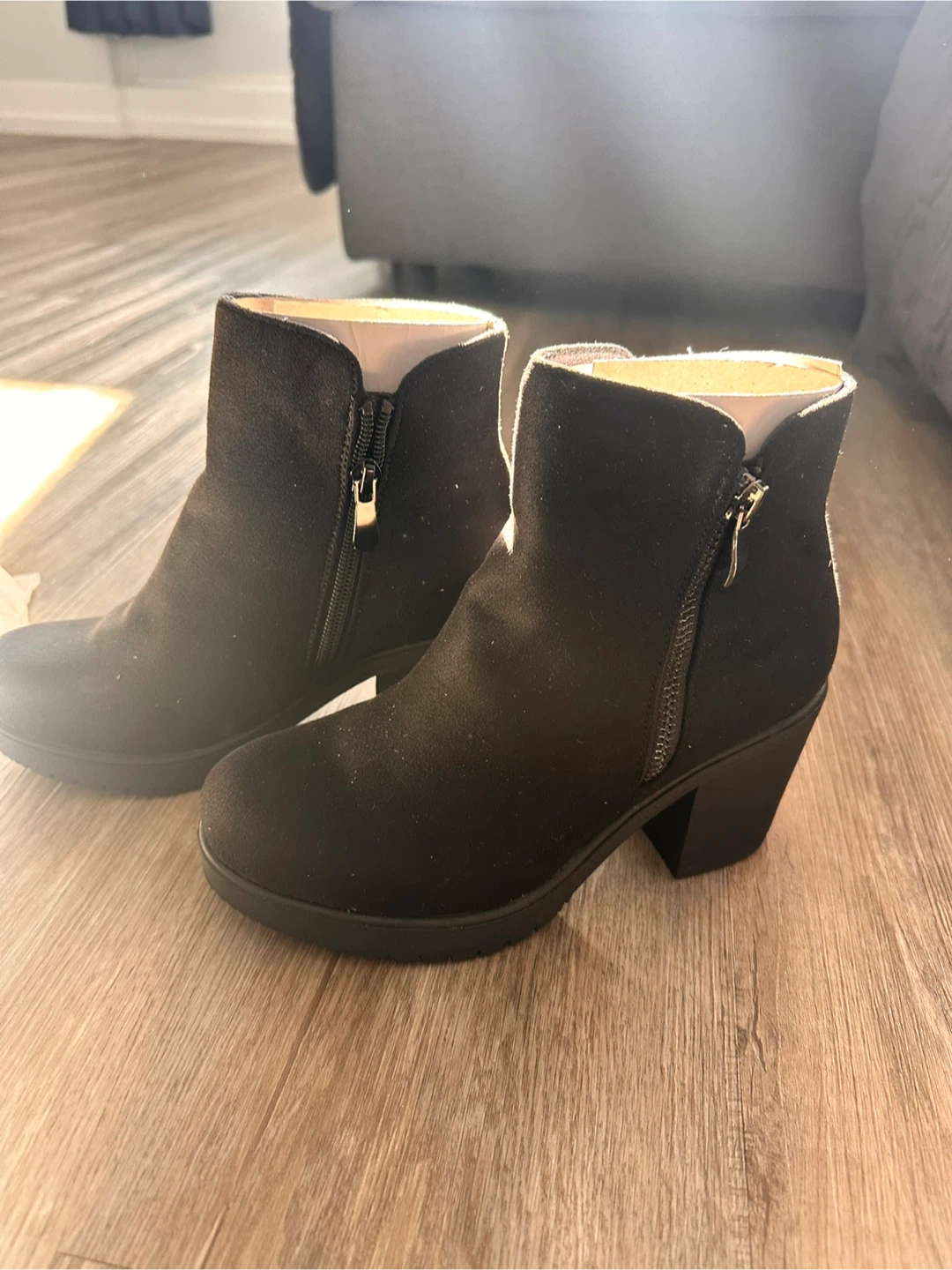 DREAM PAIRS Women's Black Ankle Boots Size 6 - photo 3