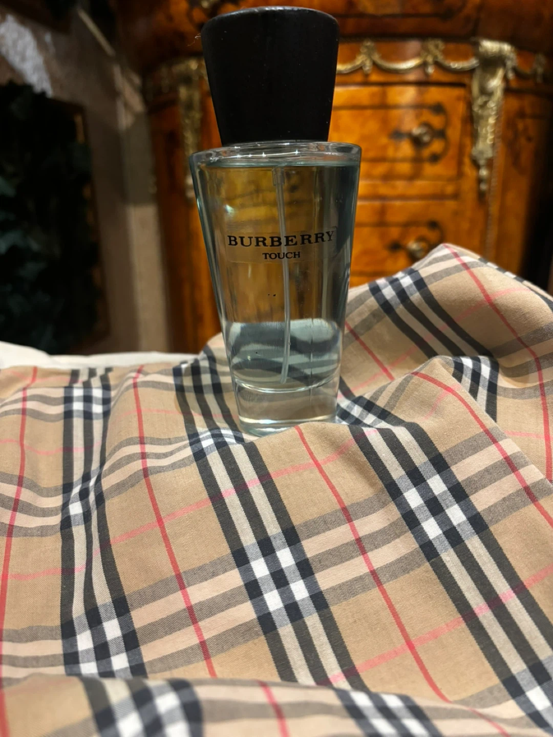 BURBERRY BUNDLE authentic jacket reversible and 3.3fl oz cologne