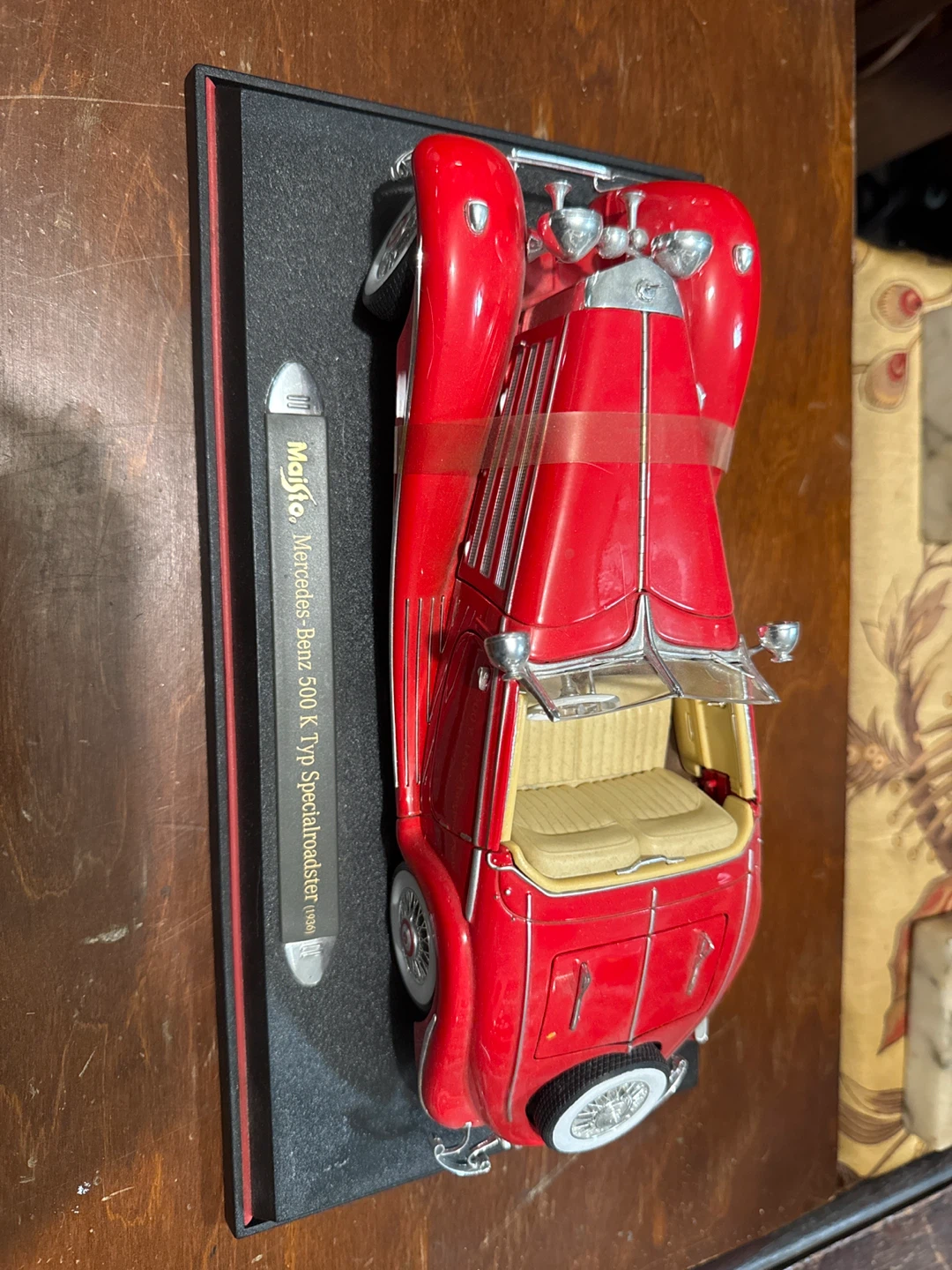Maisto Mercedes-Benz 500 K Typ Special Roadster Model Car