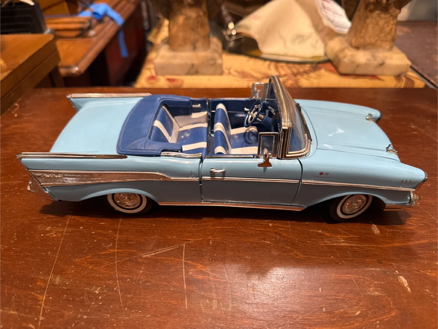 1957 Chevrolet Bel Air Convertible in light blue Model Car - photo 2