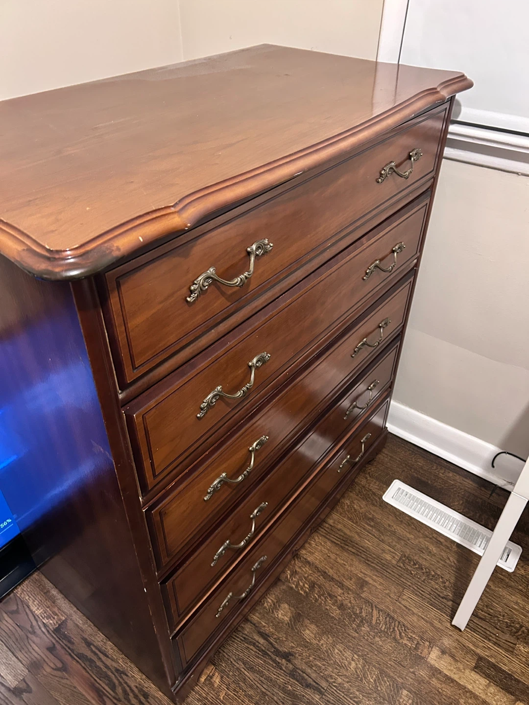 Wood 5-Drawer Dresser