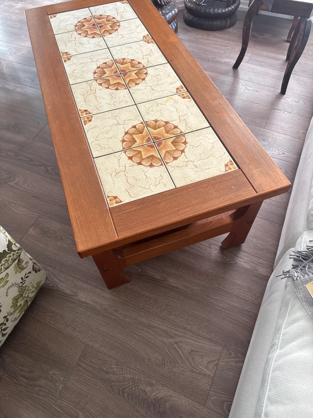 Teak tiled Top Coffee Table - photo 3