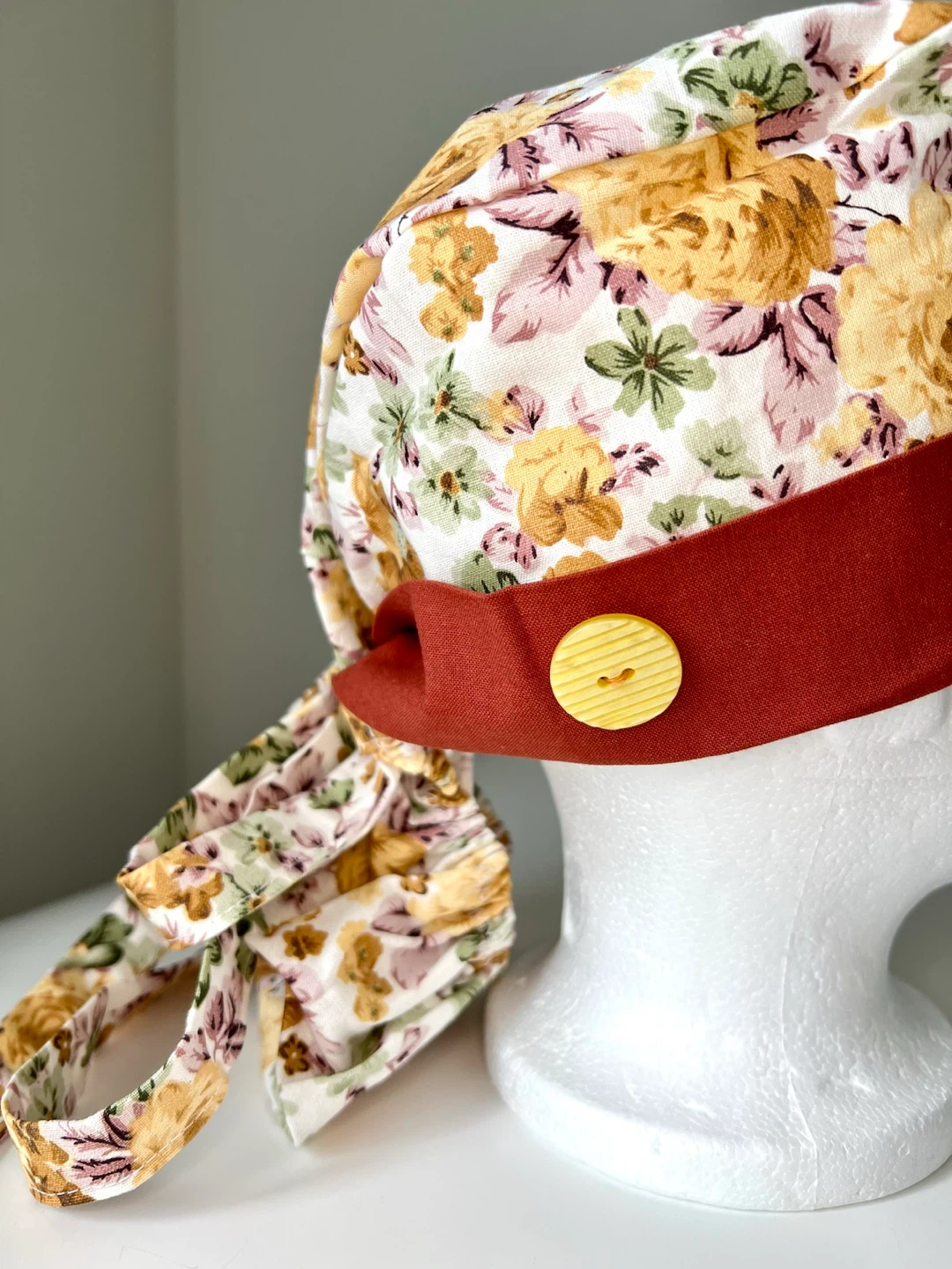 Floral Scrub Cap with Buttons - photo 2