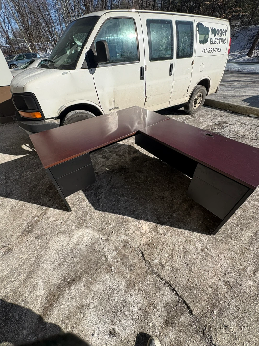 L-Shaped Office Desk - photo 3