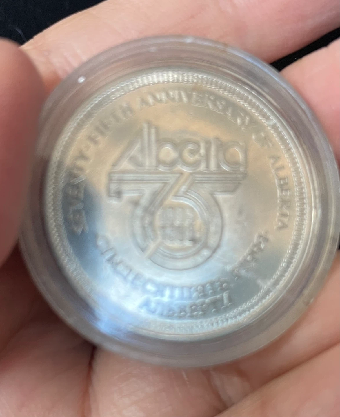Alberta 75th Anniv Ukrain Cultural  Coin - photo 3