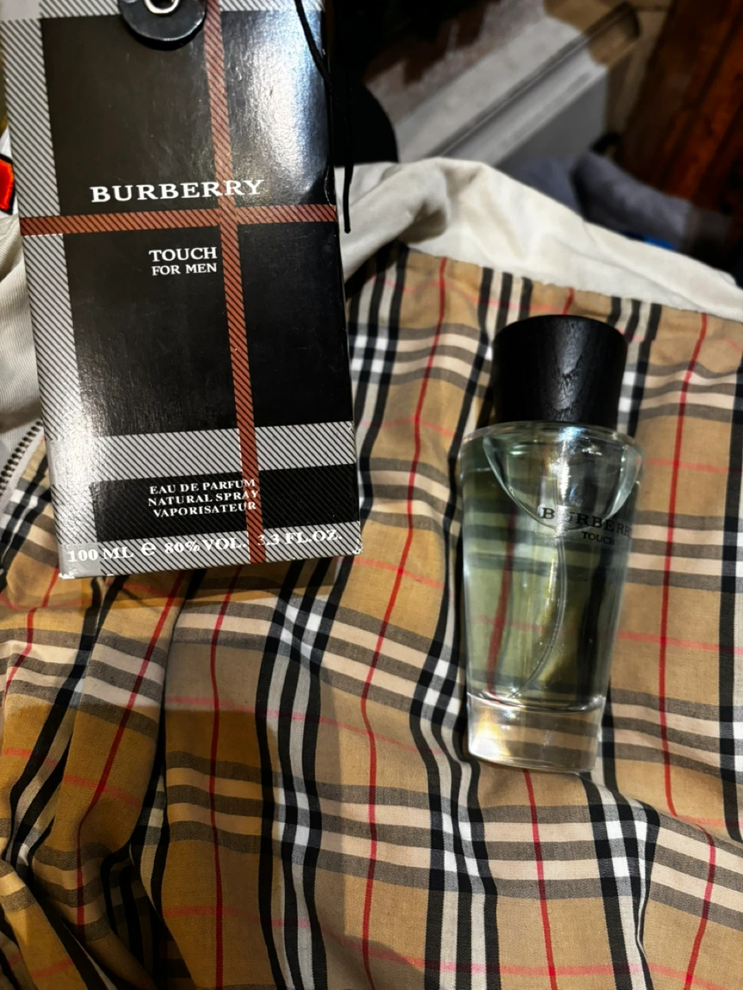BURBERRY BUNDLE authentic jacket reversible and 3.3fl oz cologne - photo 3