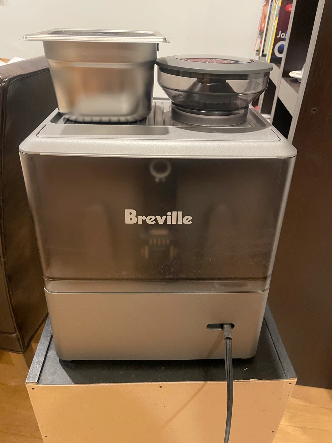 Breville Barista Express Espresso Machine - photo 2