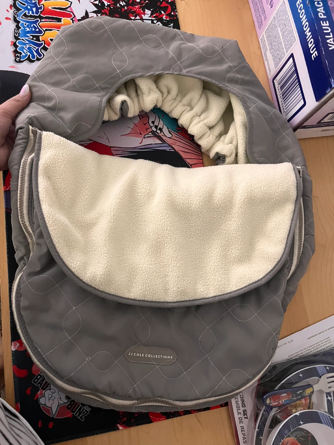 JJ Cole Collections Baby carseat - photo 2