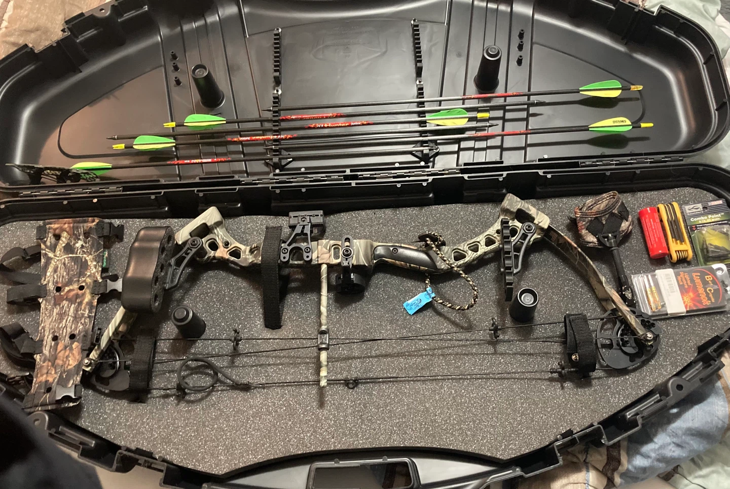 Diamond Infinite Edge compound bow