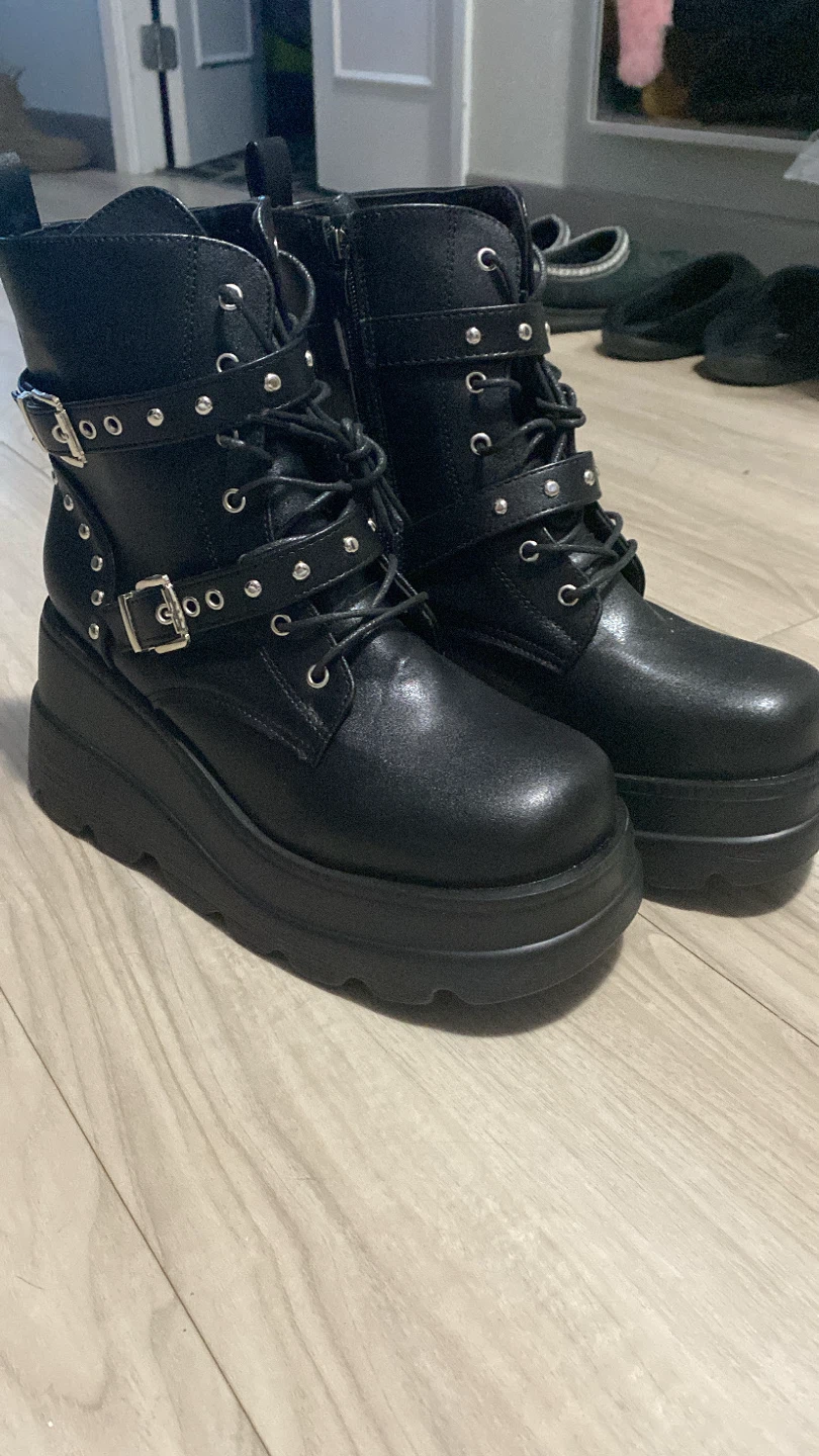 studded Black Platform boots. Emo/Gothic size 9-10