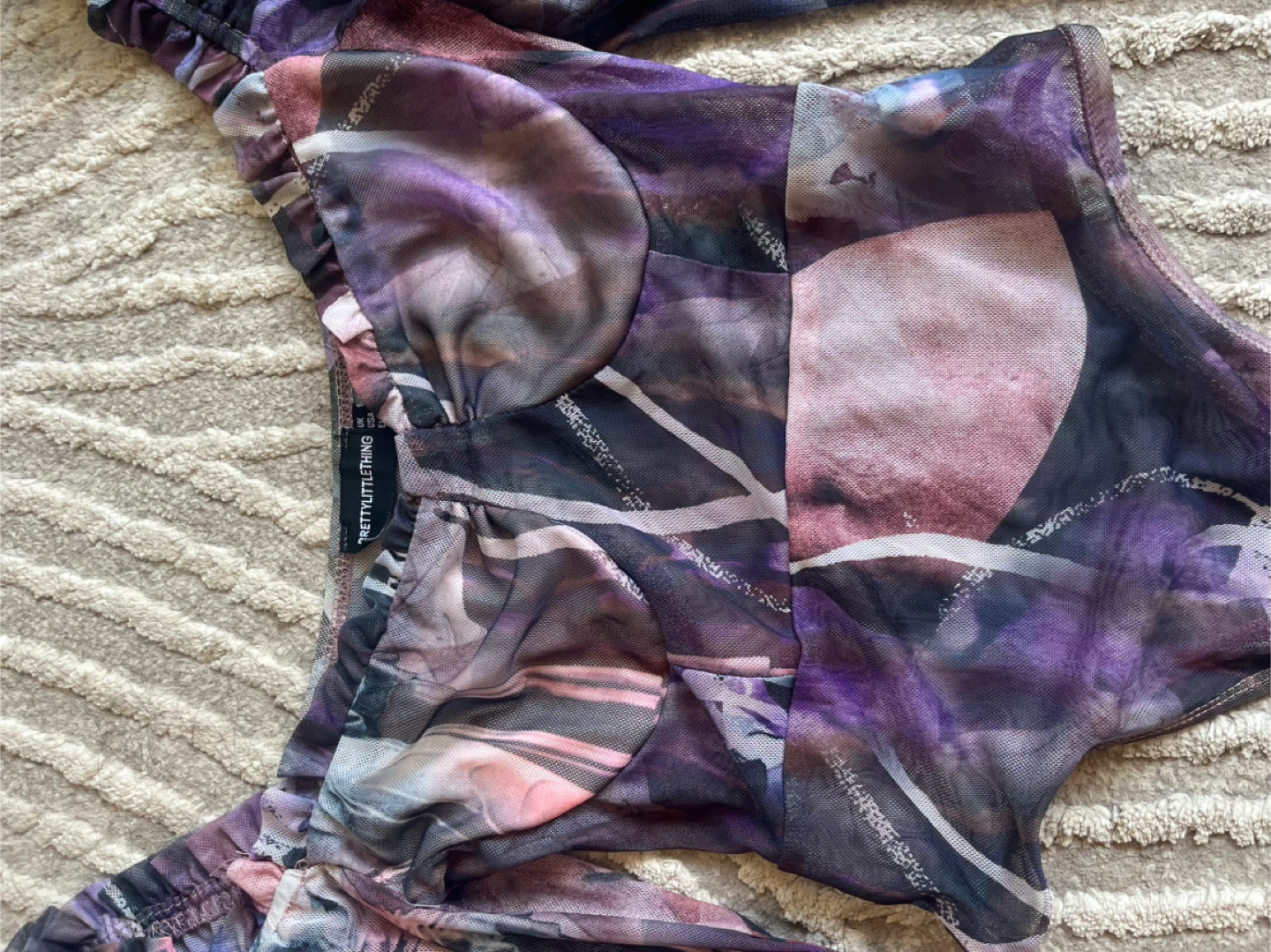 PrettyLittleThing Mesh Print Bodysuit (WORN ONCE) - photo 2