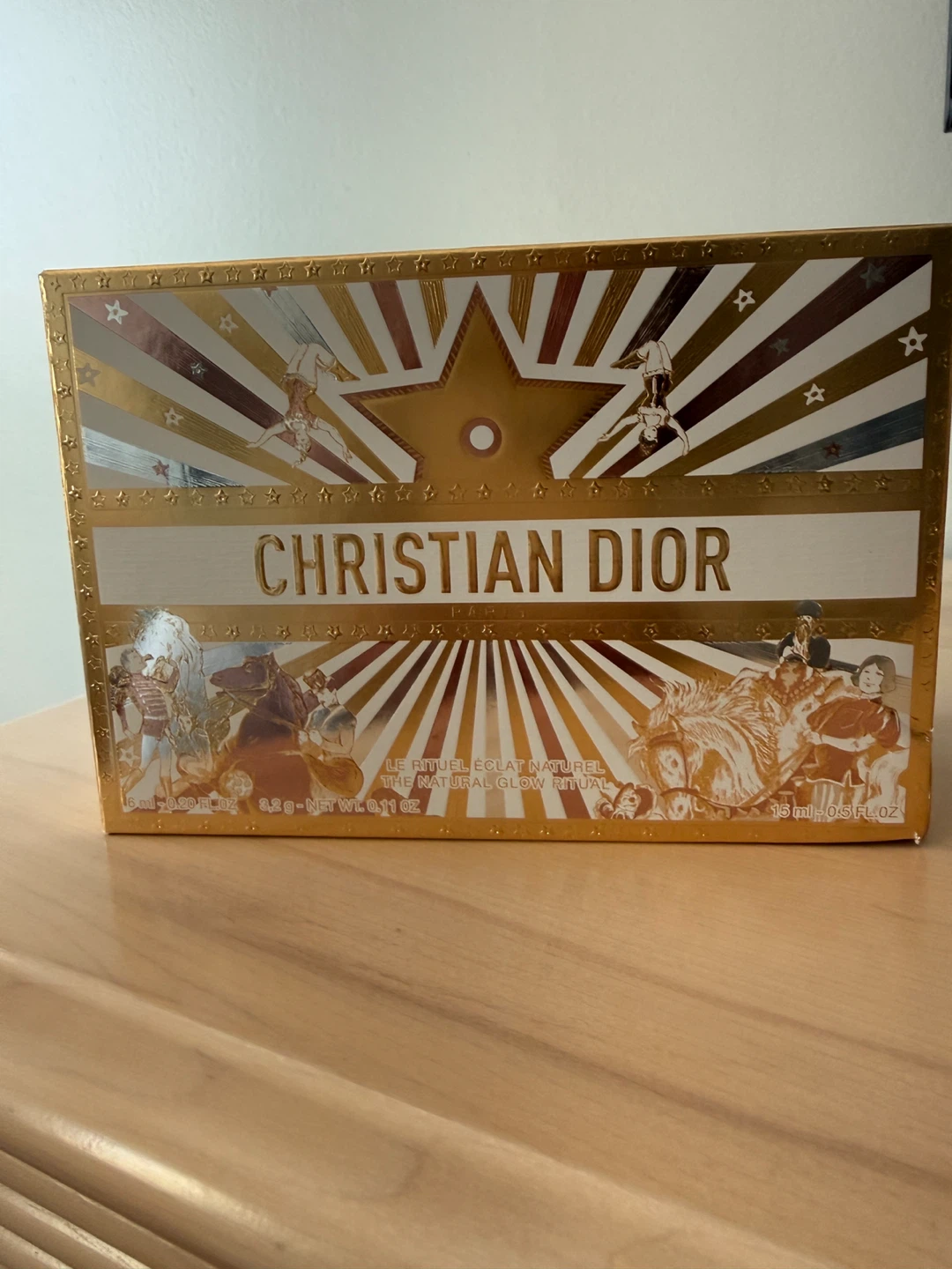 Dior Beauty Cosmetic Bag with Lip Gloss and Day Cream - photo 3