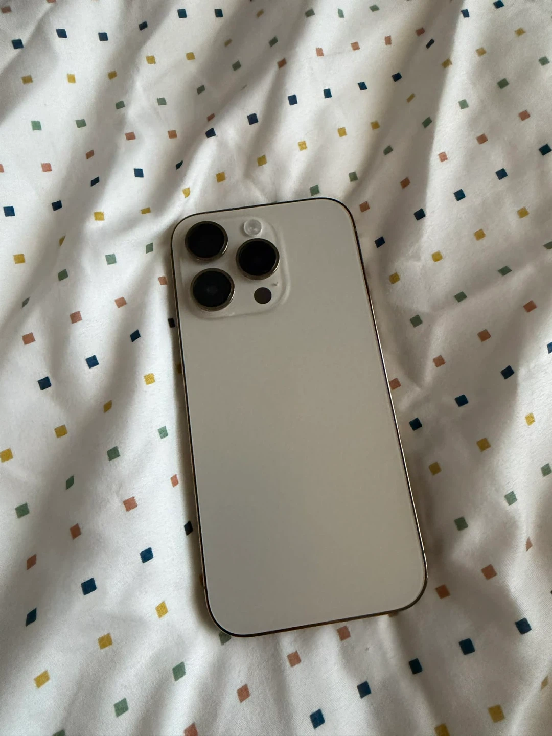 iPhone 14 Pro gold