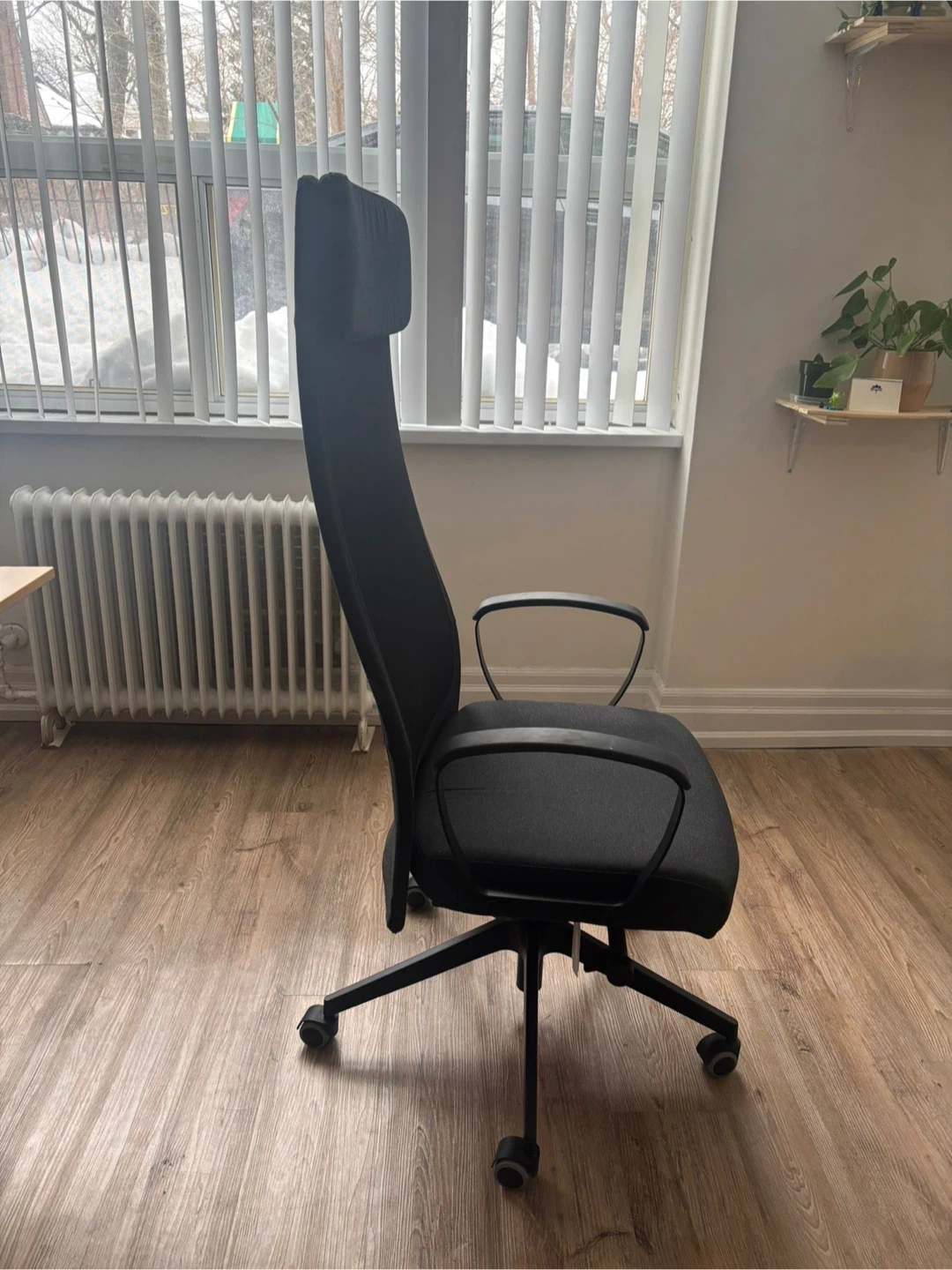 Black Ergonomic Office Chair with Headrest - photo 2