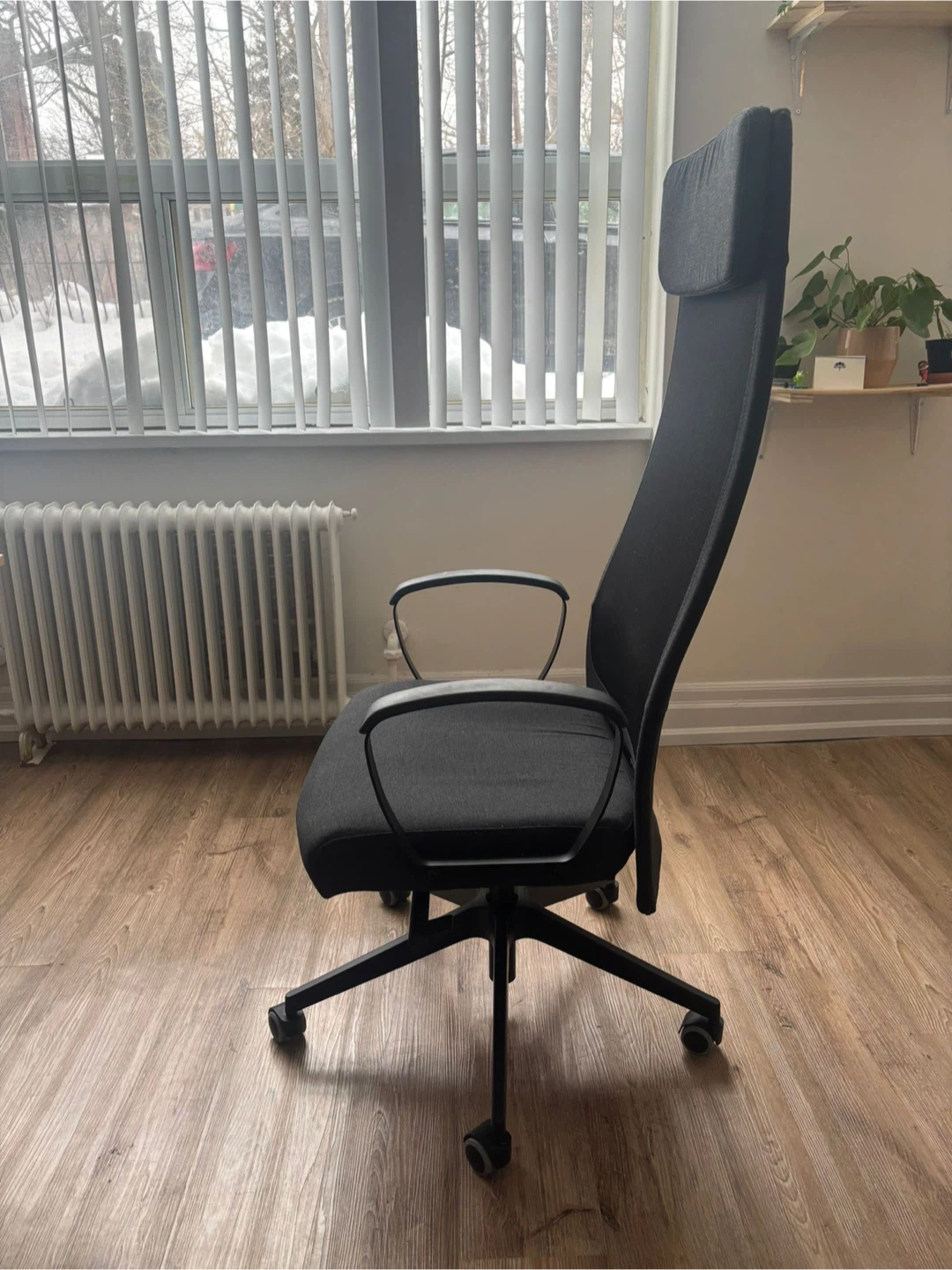 Black Ergonomic Office Chair with Headrest - photo 3