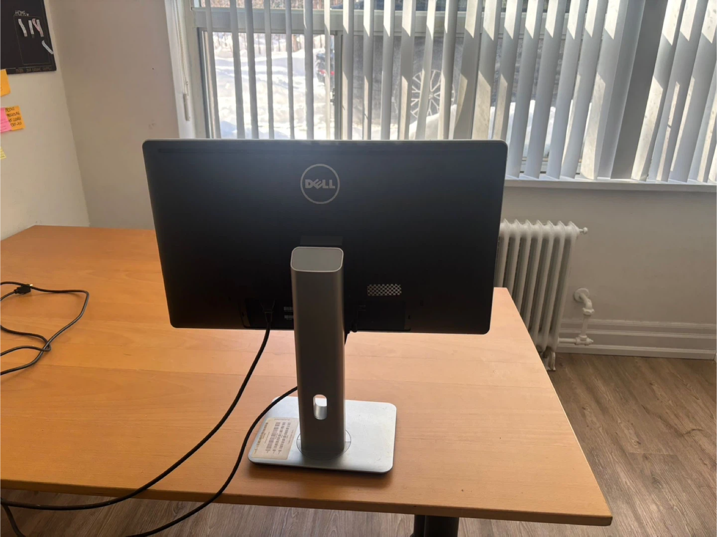 Dell 24-inch LCD Monitor - photo 3