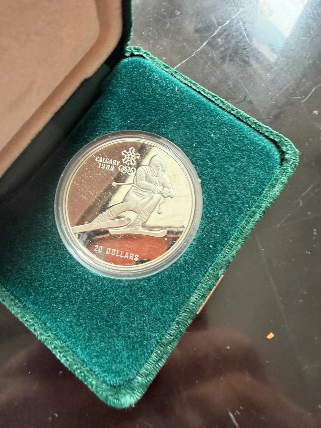1988 Calgary Winter Olympics 20 Dollar Coin - photo 2