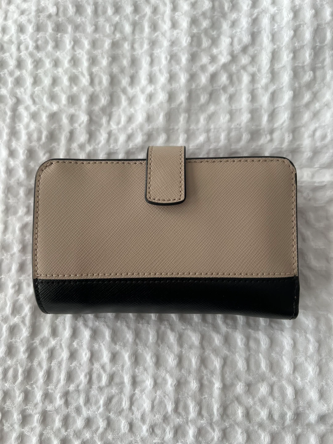 Women’s Leather Kate Spade Medium-Sized Wallet Tan and Black - photo 2