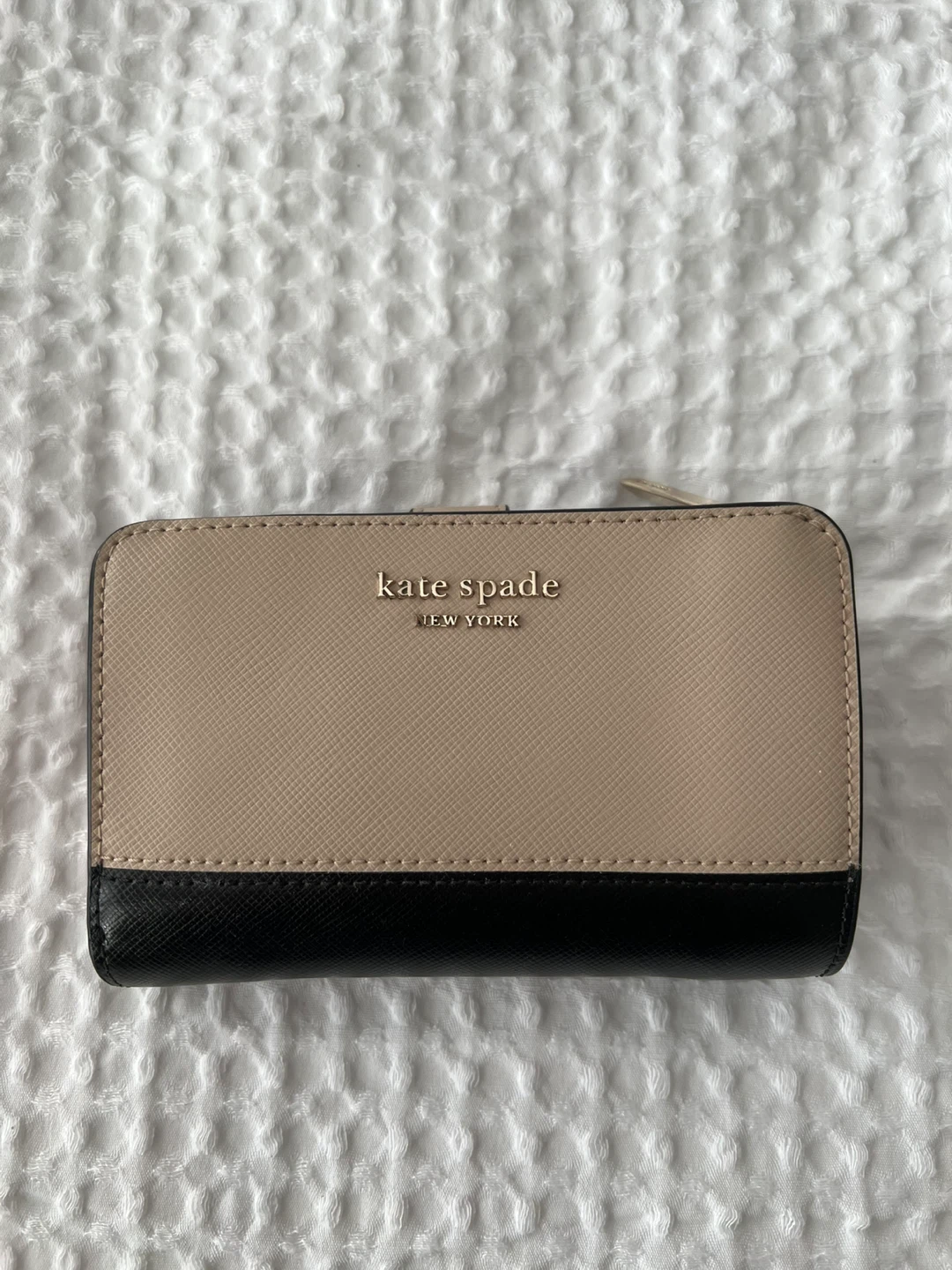 Women’s Leather Kate Spade Medium-Sized Wallet Tan and Black