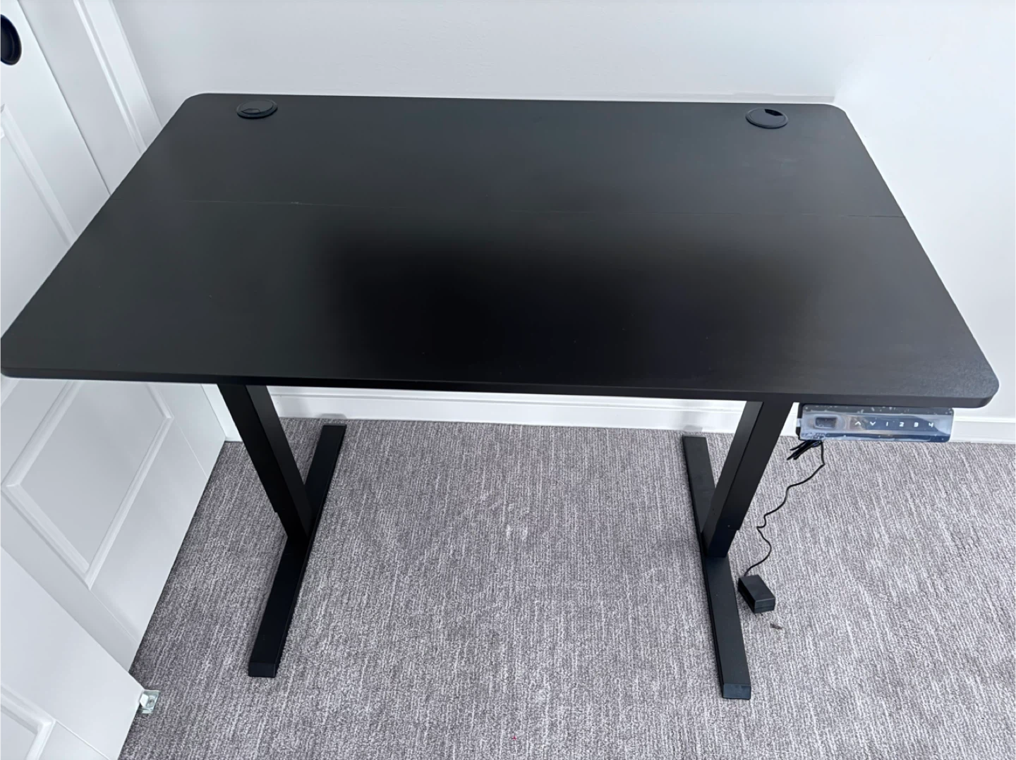 Electric Standing Desk For Sale (40” x 24”)