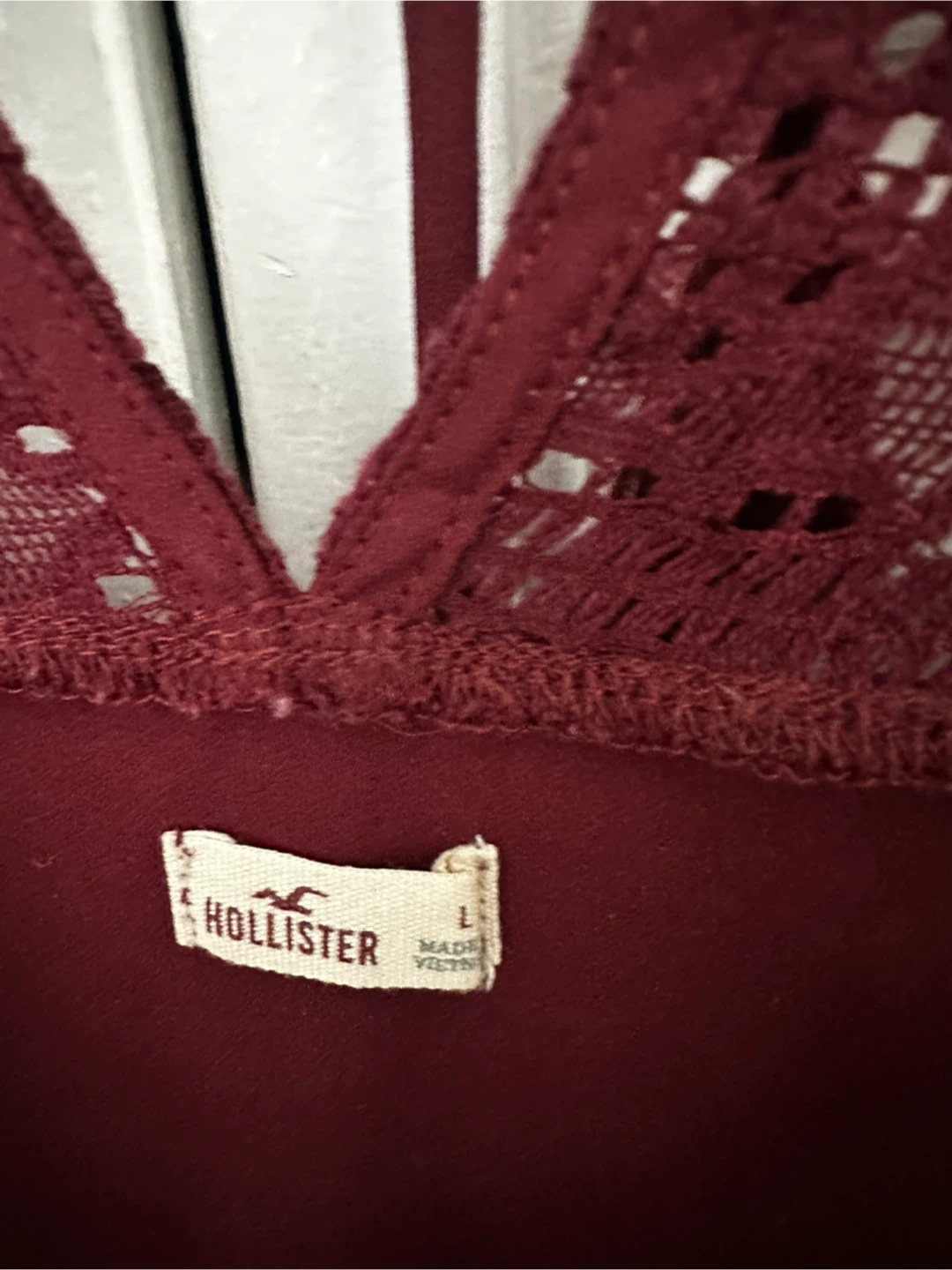 Hollister Lace Blouse Burgundy Size L - photo 3