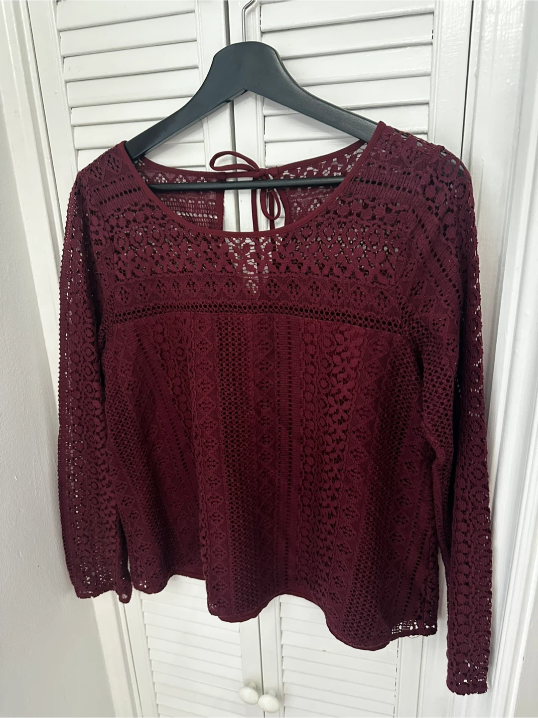 Hollister Lace Blouse Burgundy Size L - photo 2