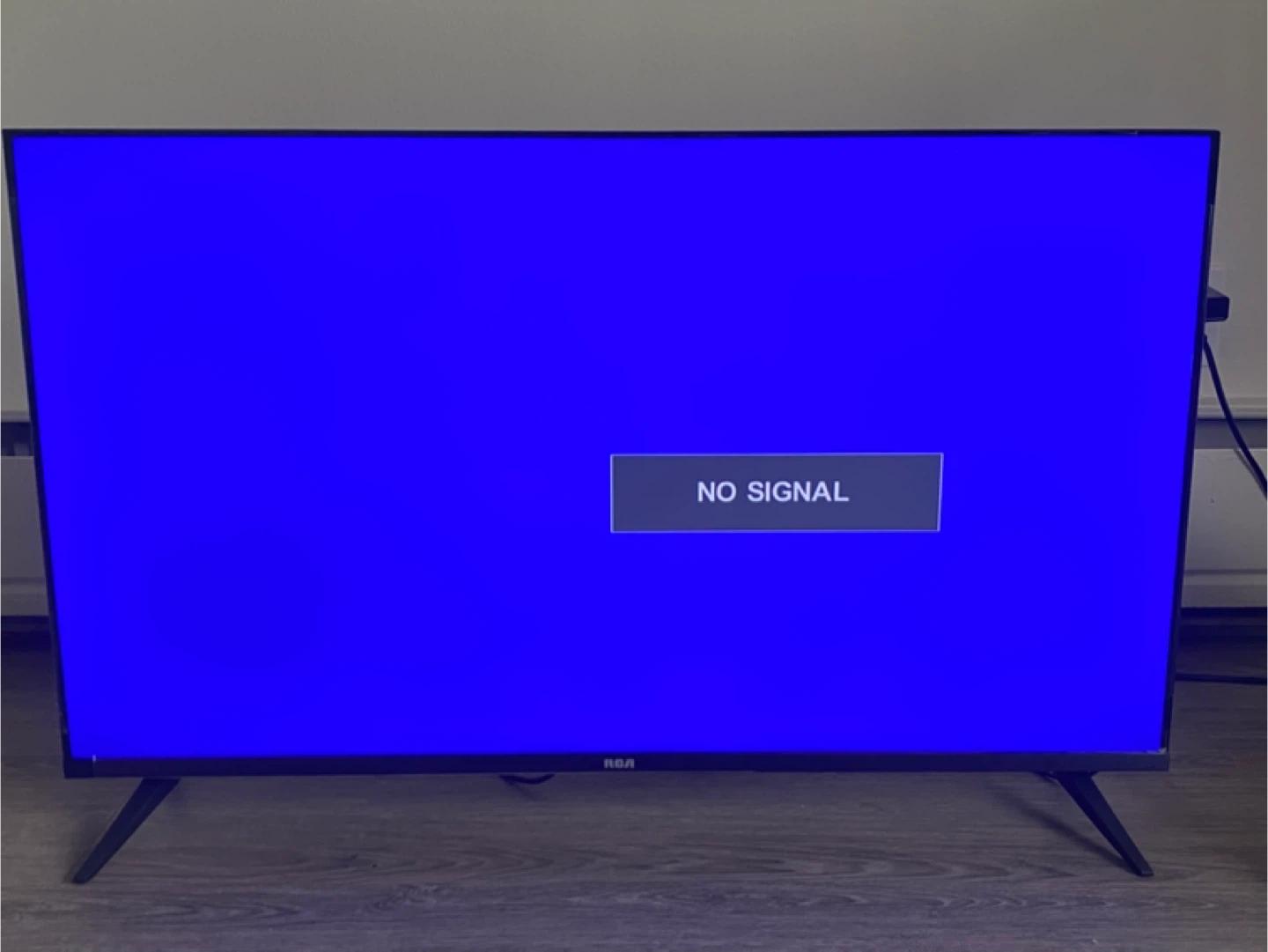 RCA 40" LED Full HD TV RT4038 - photo 2