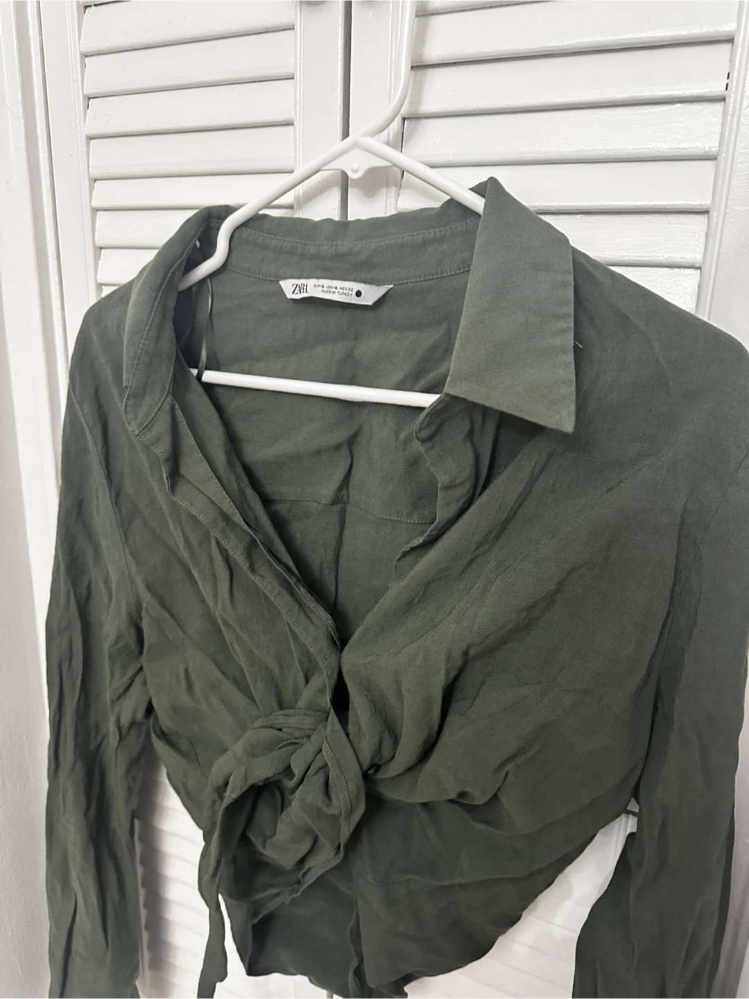 Zara Green Button-Up Tie-Front Shirt - photo 2