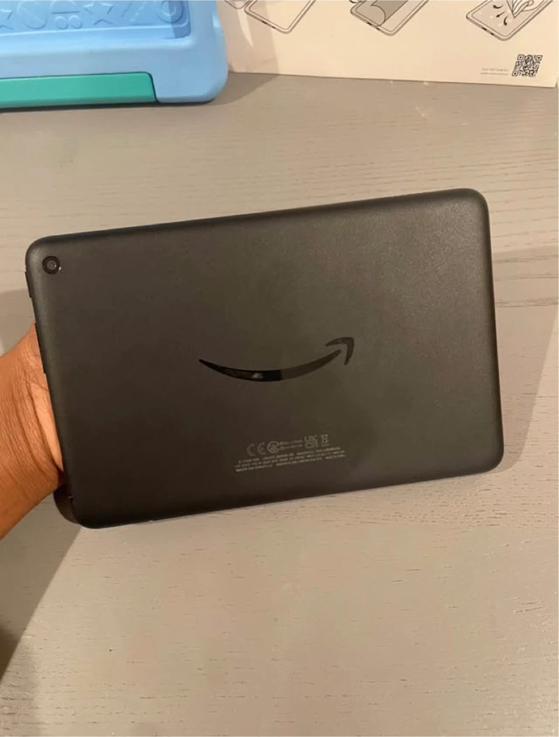 Amazon Fire HD 8 Tablet with Blue Kid-Proof Case - photo 3