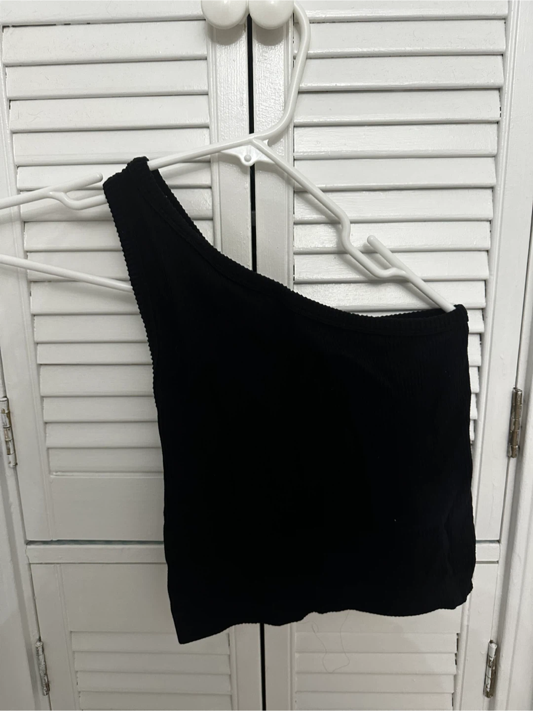 Ambiance Black One Shoulder Tank Top M/L