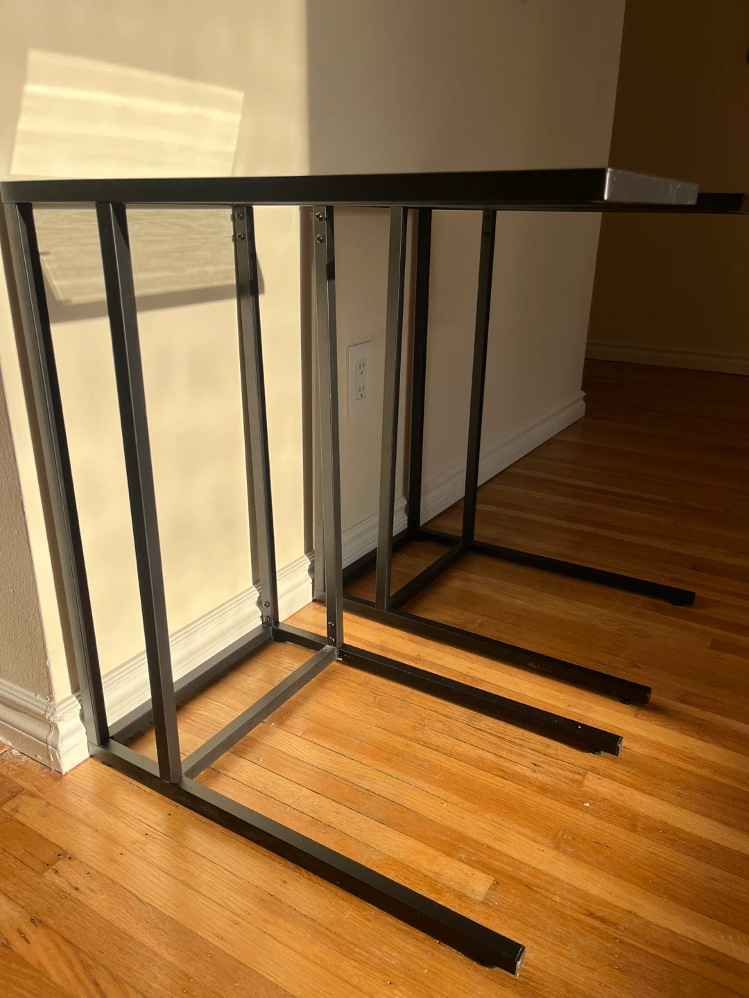 Set of 2 Black Metal and Glass Side Tables - photo 3