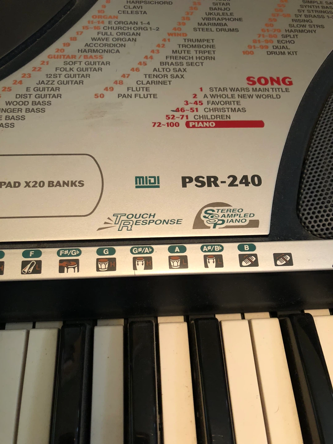 YAMAHA Electric keyboard PSR-240 - photo 2