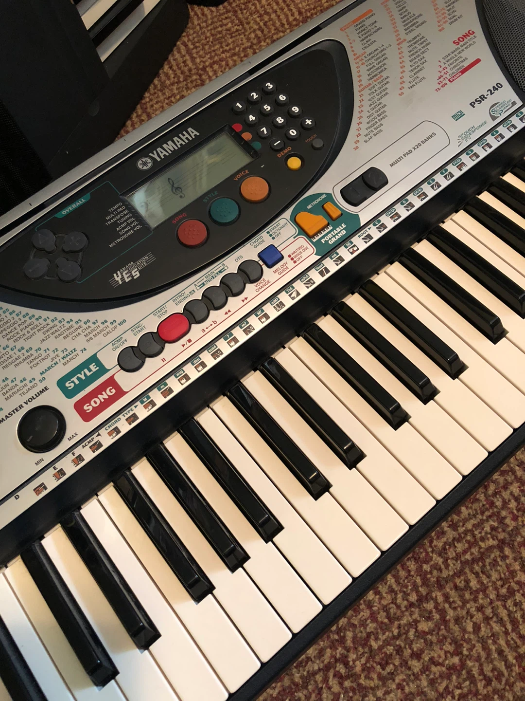 YAMAHA Electric keyboard PSR-240