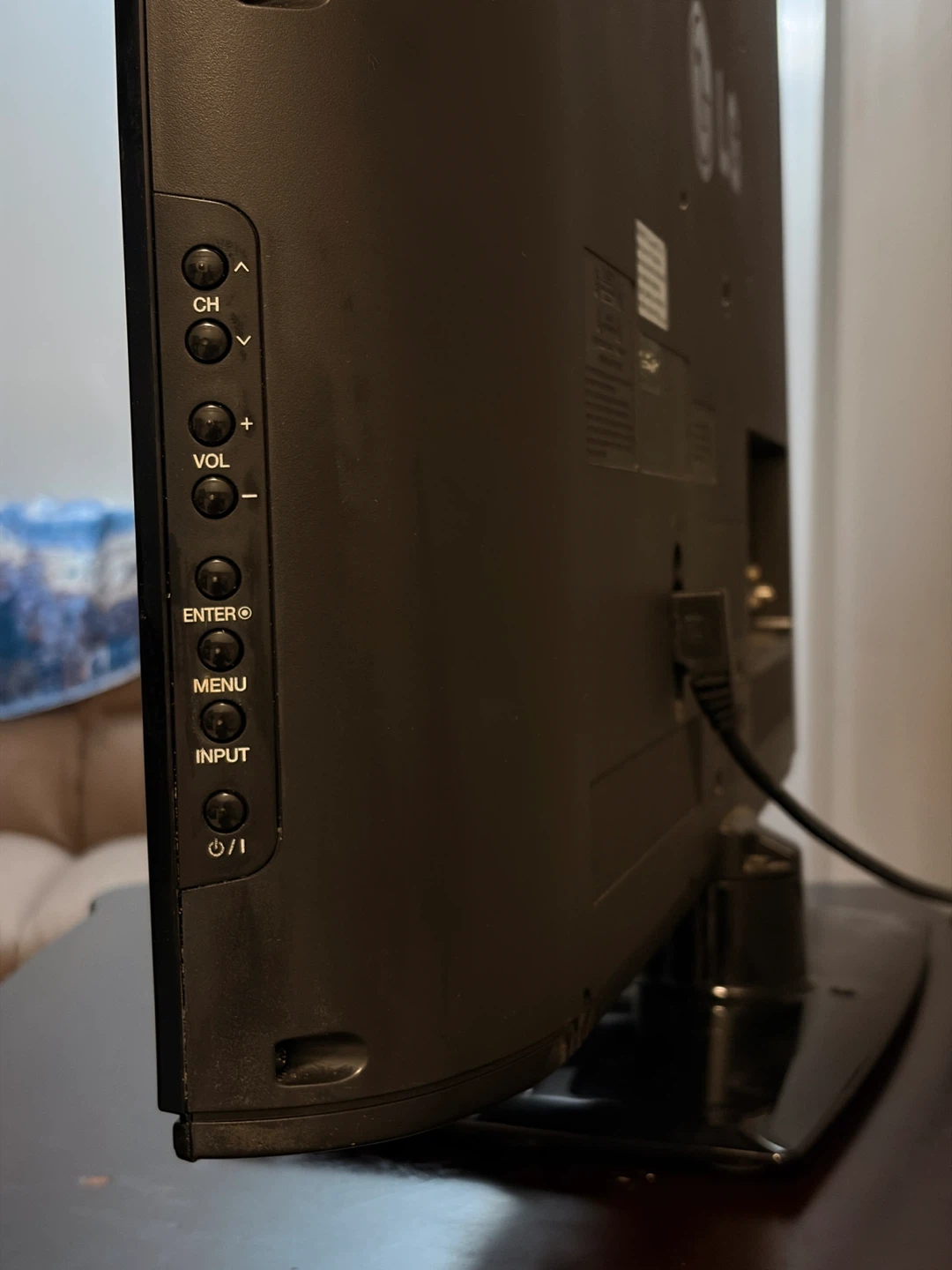 LG 24" HD TV with 2 Remotes - photo 5