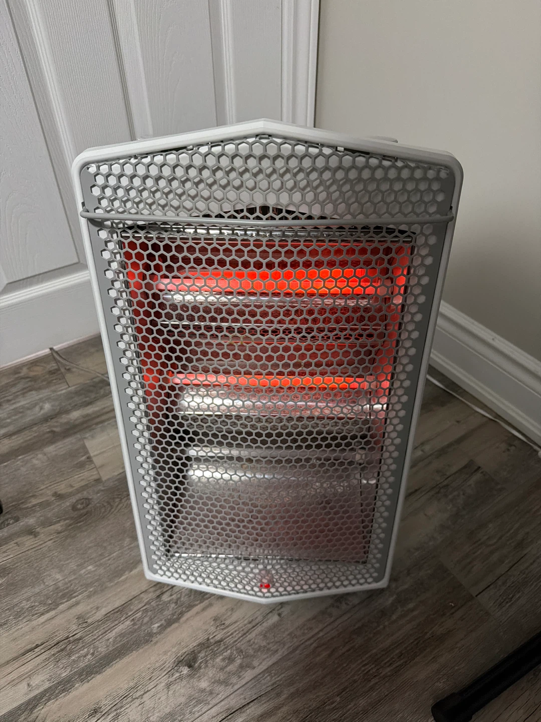 2x$50 Pelonis Radiant Heater - photo 2