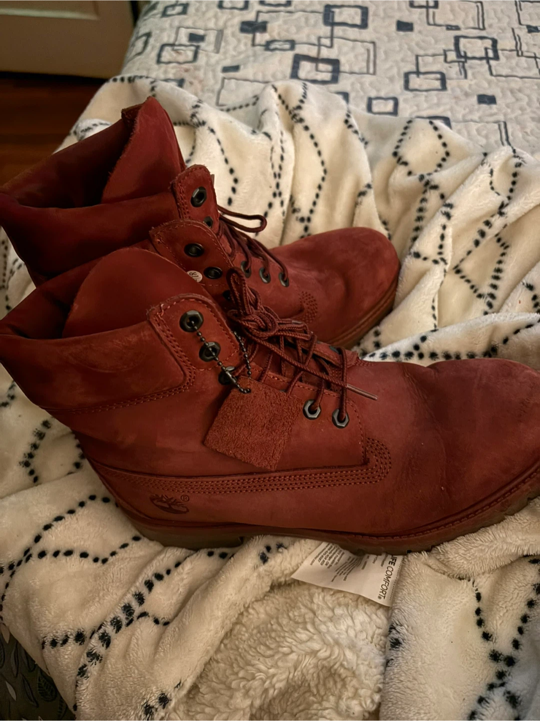 Burgundy Men’s Timberland Boots
