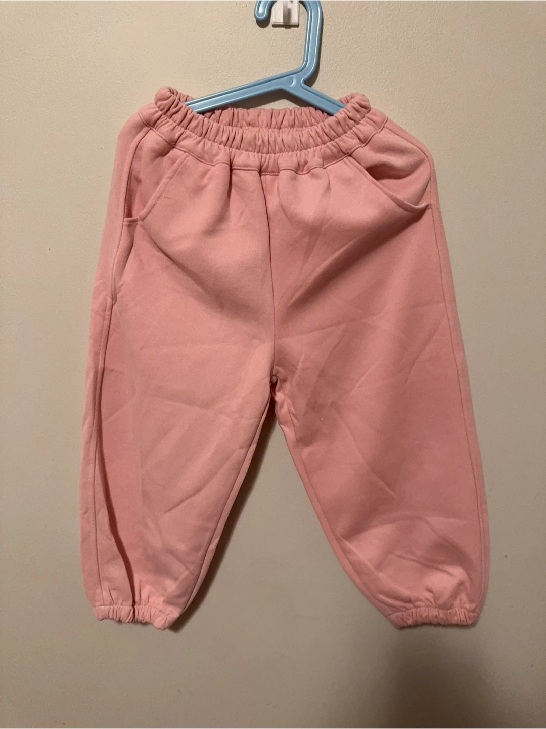 Pink Hello Kitty Sweatshirt and Pants Set Todder size 6-7T - photo 3