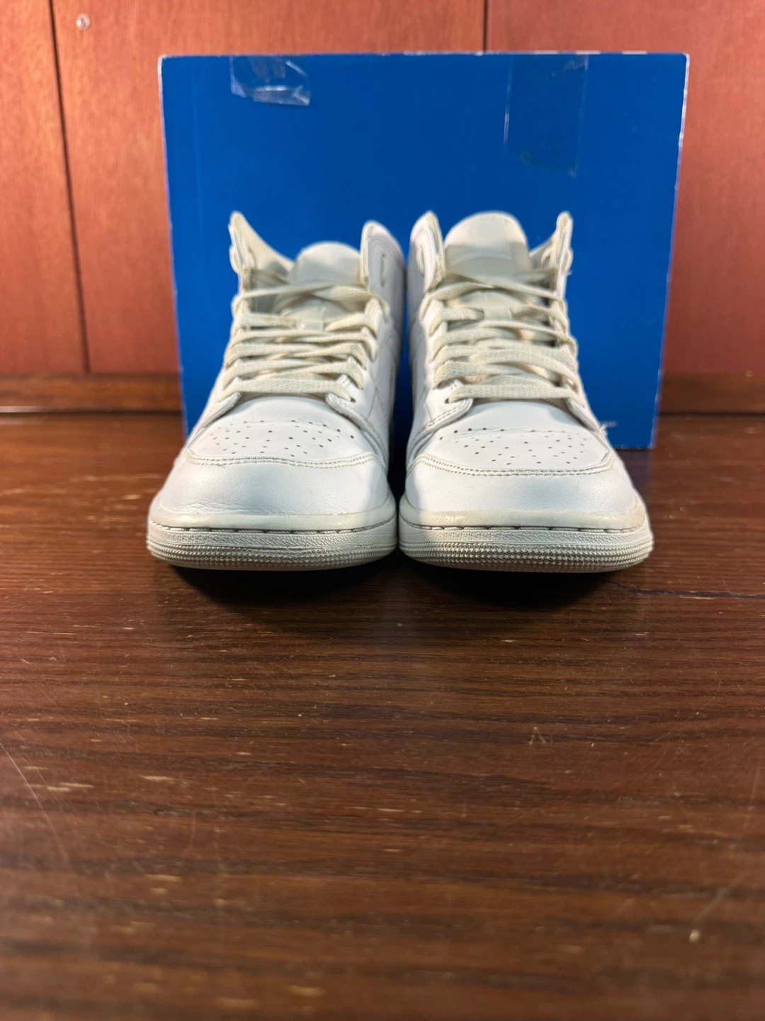 Nike Air Jordan 1 Mid Triple White Mens Size US 10.5 - photo 4