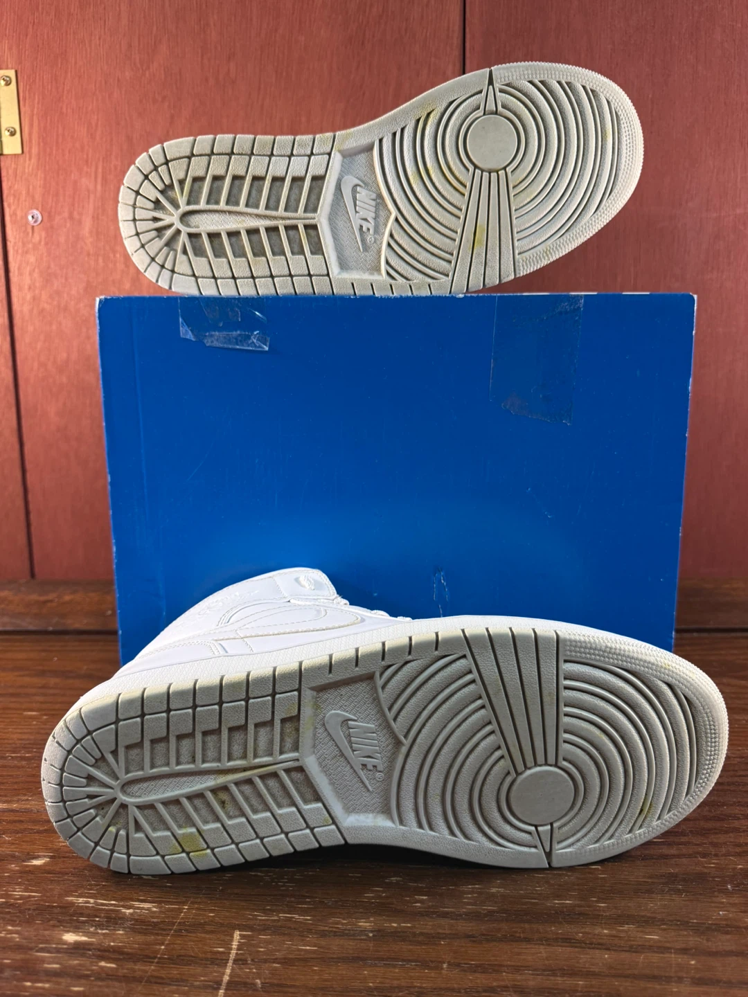 Nike Air Jordan 1 Mid Triple White Mens Size US 10.5 - photo 3