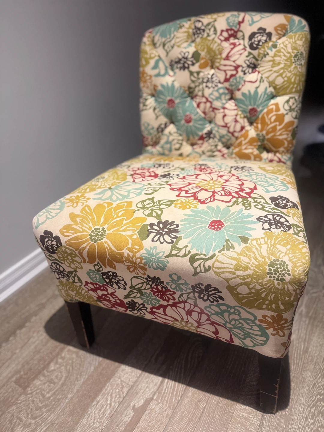 Accent chair