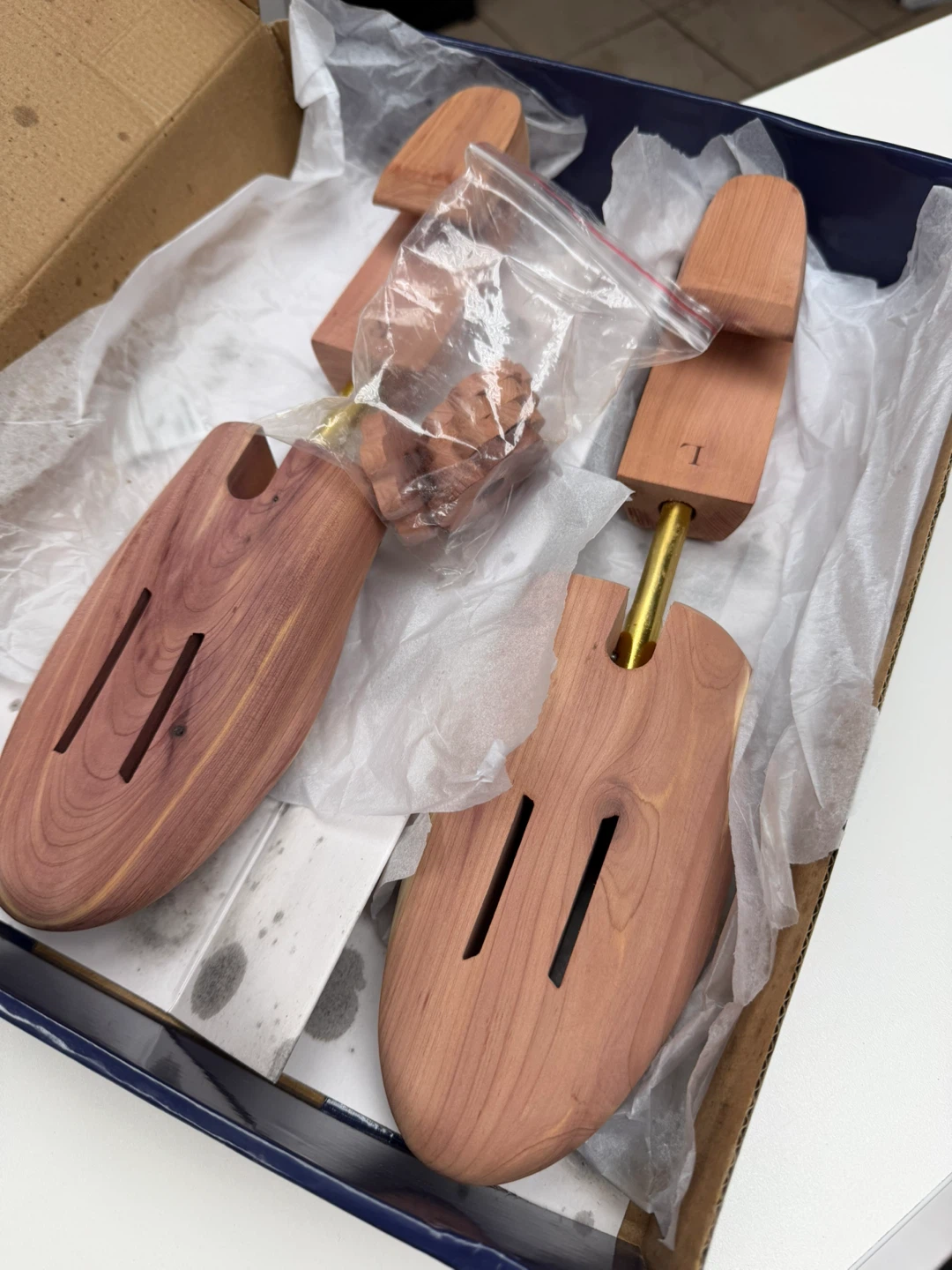 Cedar Shoe Trees - Pair - photo 2