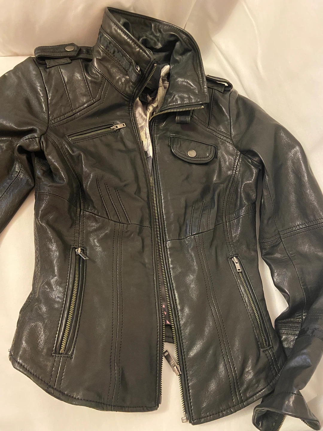 DANIER Black Leather Motorcycle Jacket - photo 4