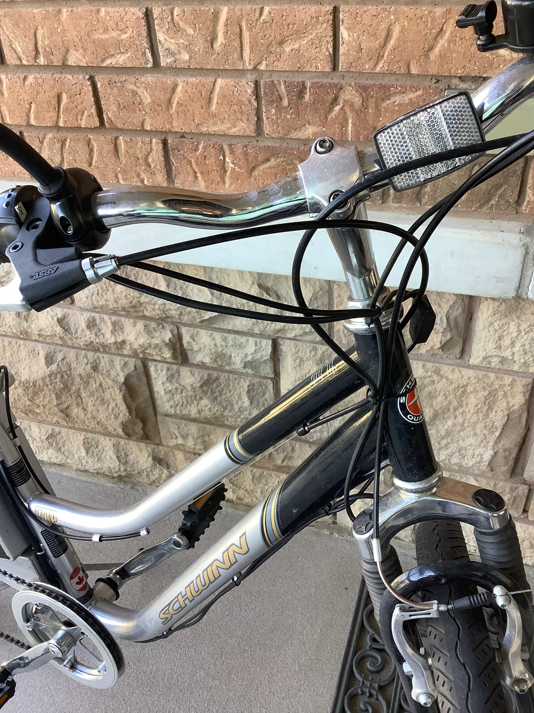 Schwinn Electric Bicycle IZIP - photo 3