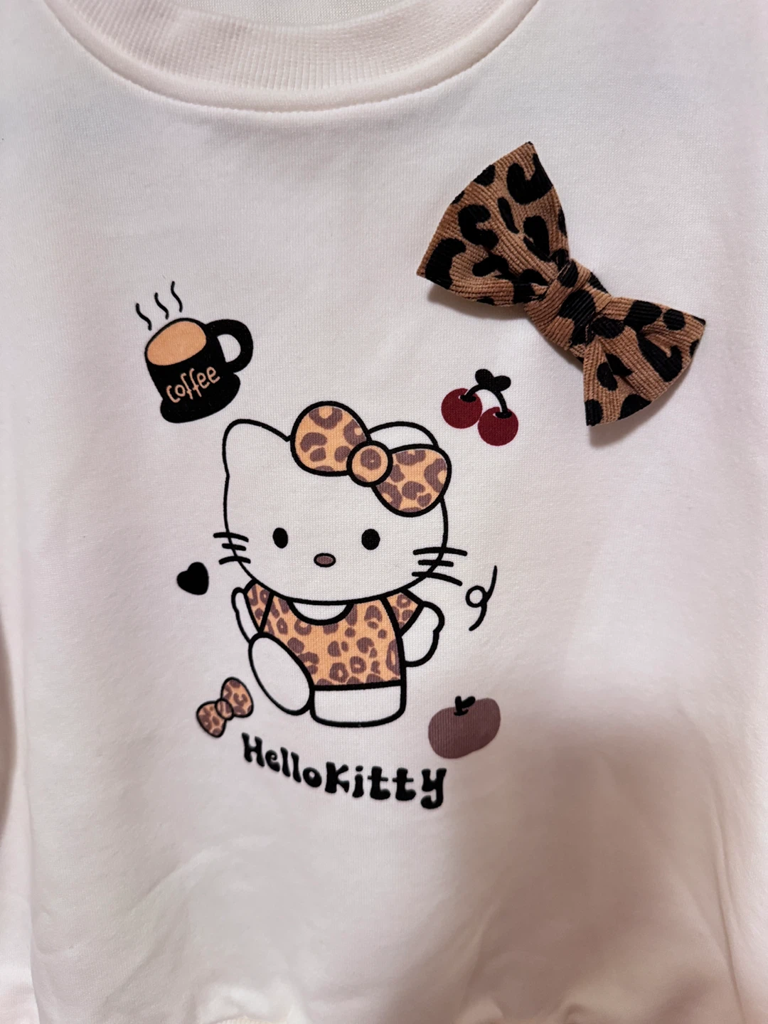 Hello Kitty Sweatshirt & Pants Set Toddler size 7-8T - photo 2