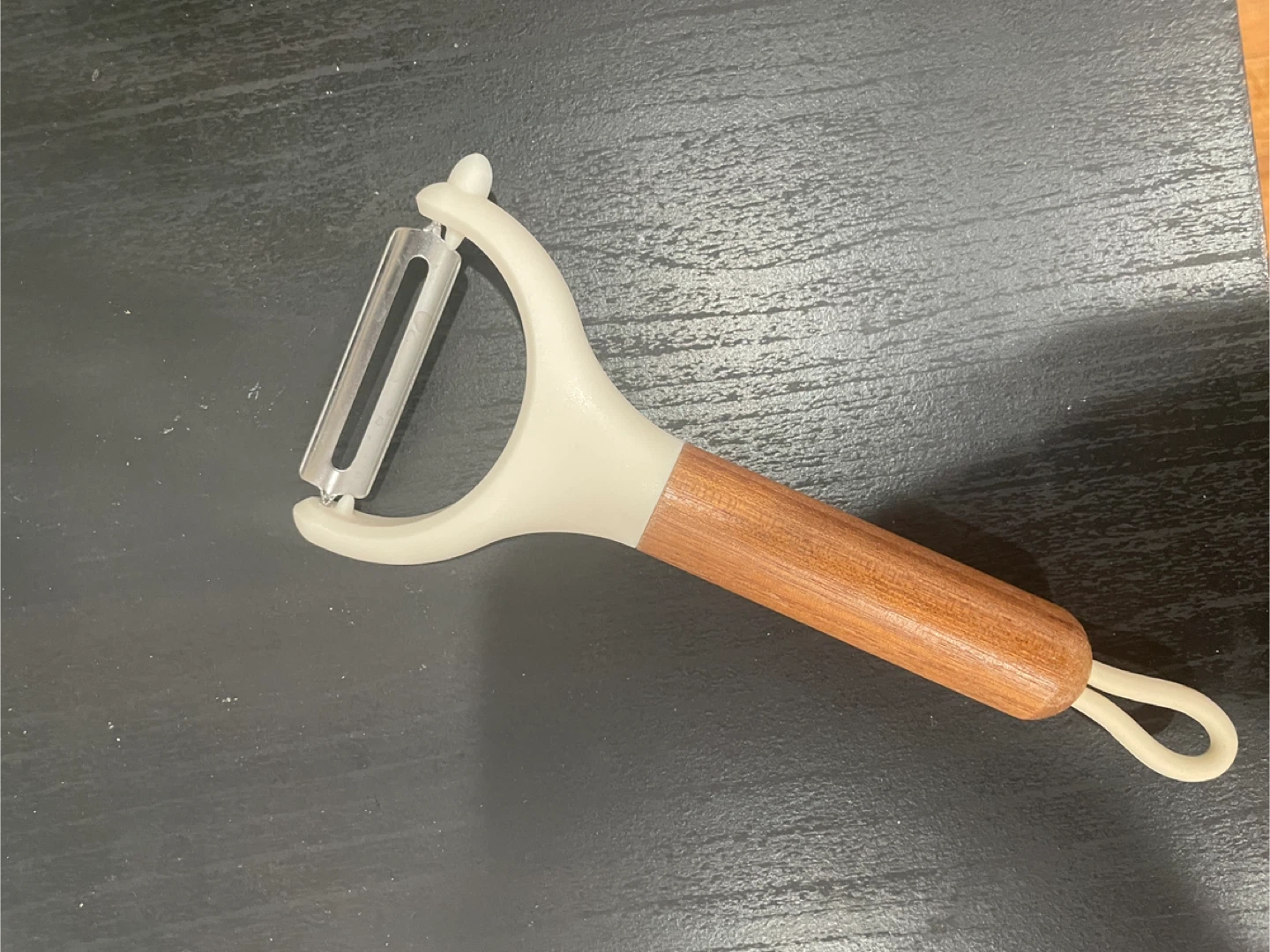 INWOH.O Swivel Peeler