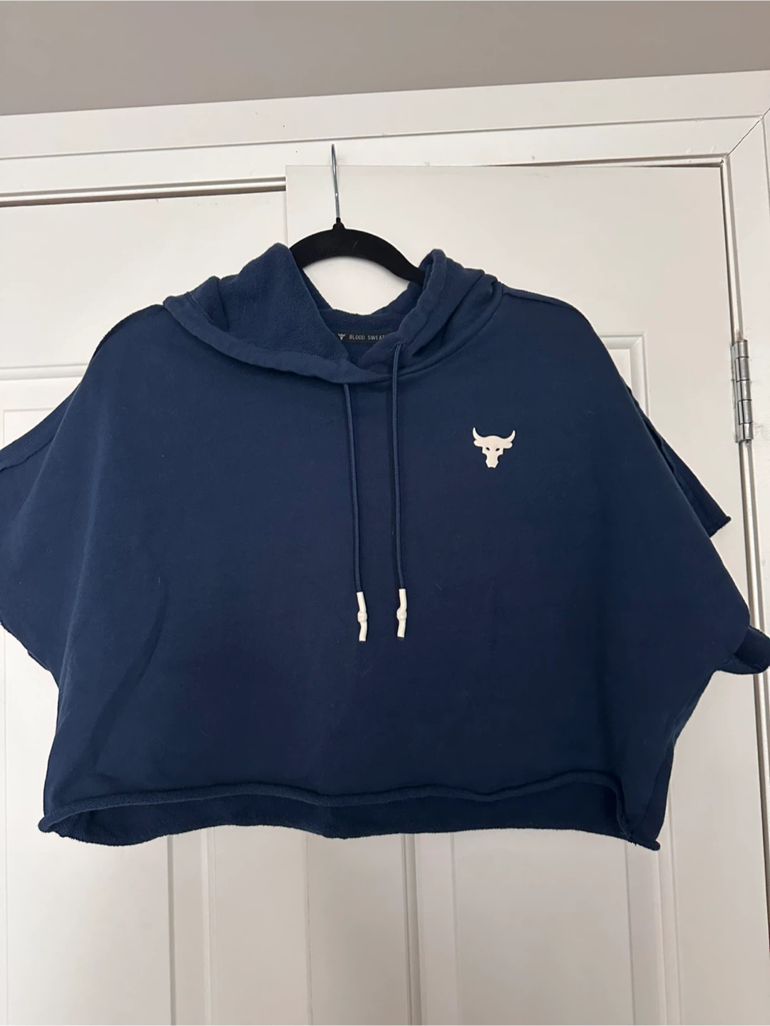 Under Armour Project Rock Navy Blue Cropped Hoodie - Medium